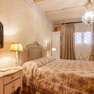 Πανσιόν Gallery, Μπολόνια
