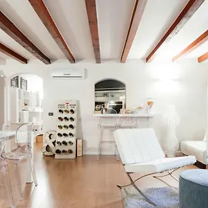 Moscova Luxury Couette-café Milan